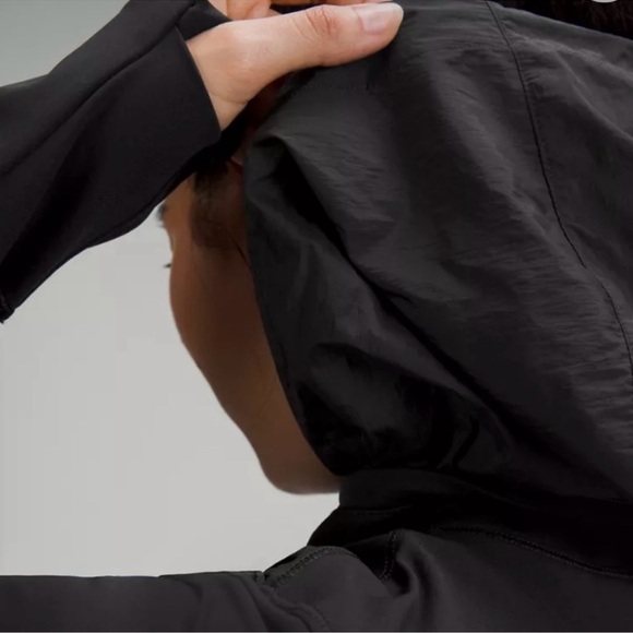 NWT Lululemon NULUX Reflective Running Jacket Black size 12 - Picture 6 of 12